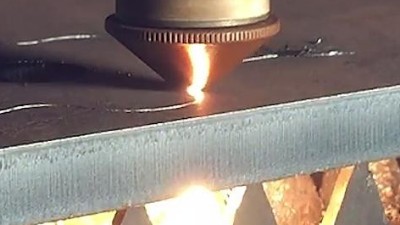 大型激光切割企業(yè)合作測(cè)試執(zhí)信環(huán)保激光切割煙霧過(guò)濾器！