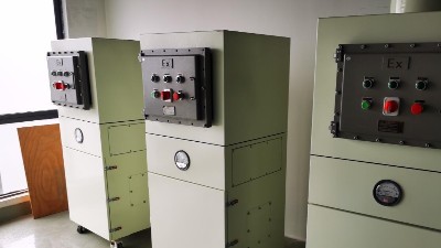 執(zhí)信環(huán)保粉塵防爆,整機(jī)防爆工業(yè)吸塵器,凈化粉塵污染！