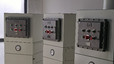 車間防爆除塵器，執(zhí)信環(huán)保助力企業(yè)安全凈化粉塵。